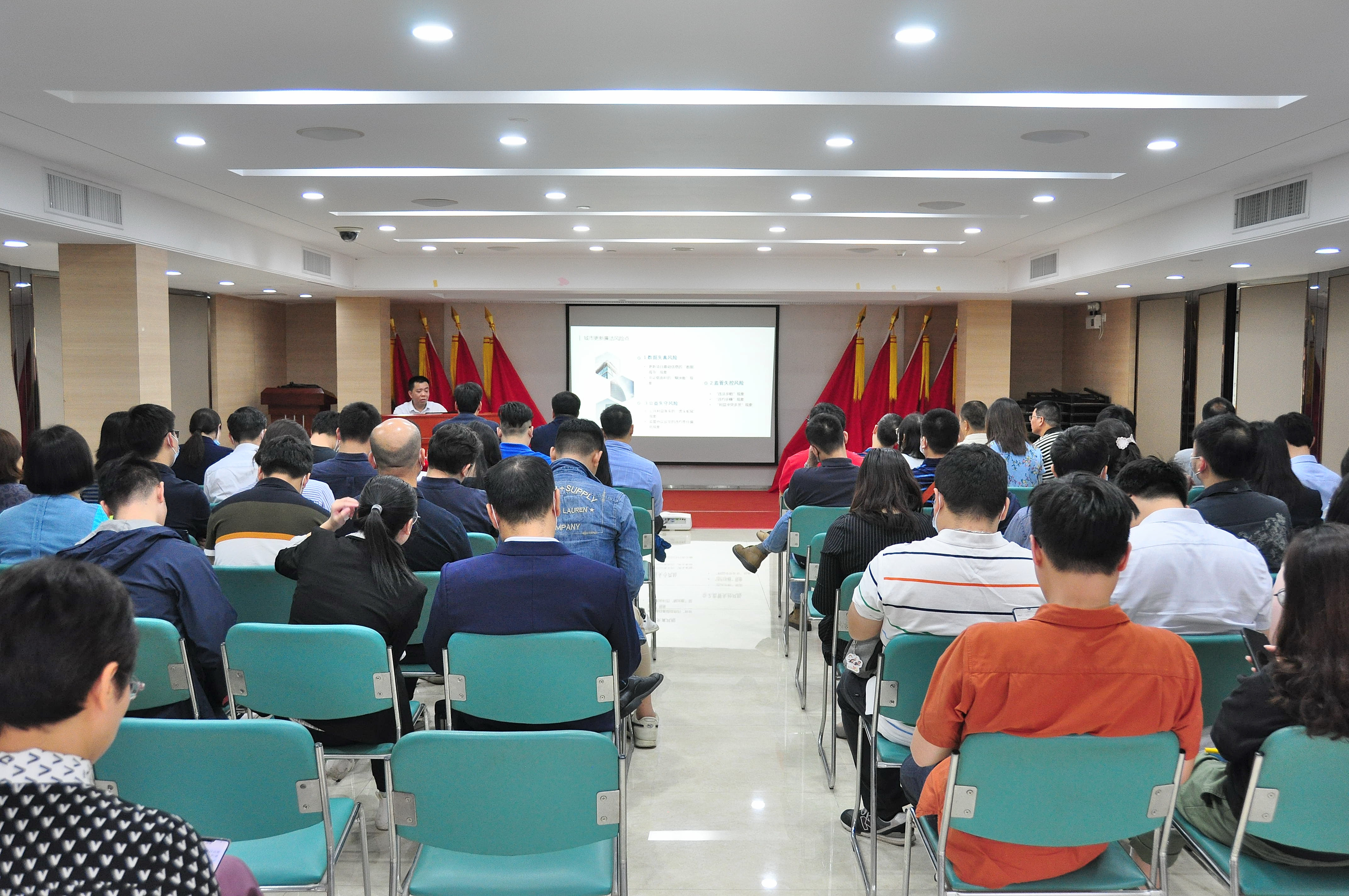 ����������-���������ʹ�����ҳ